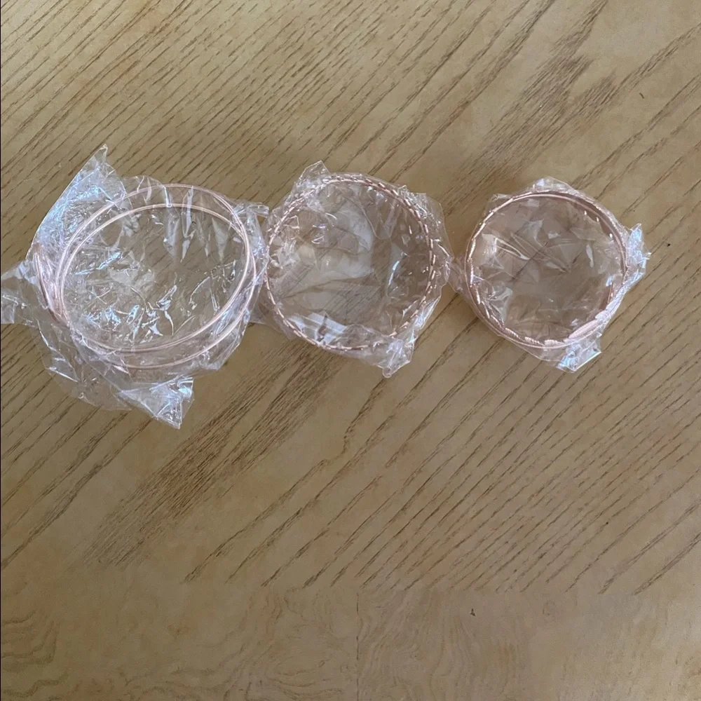 ARM CUFFS - Picture 2 of 2